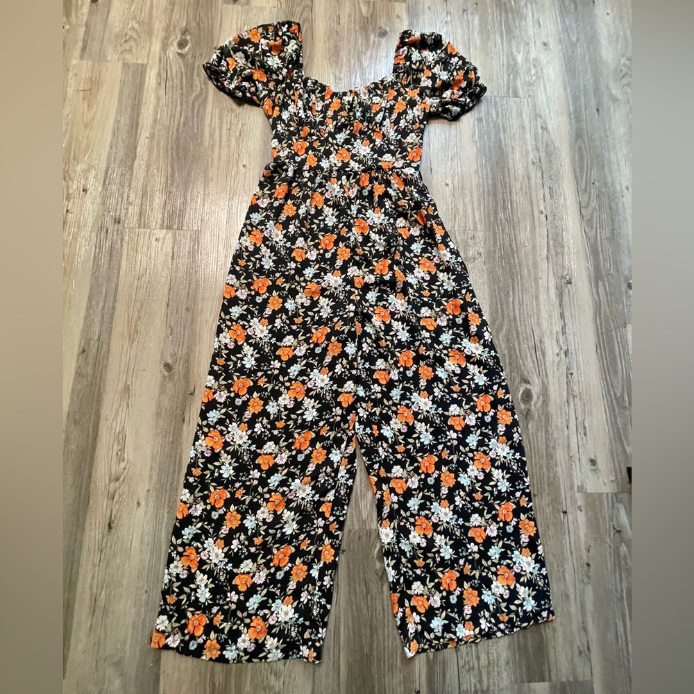 Kenedik Floral Jumpsuit L NWT
